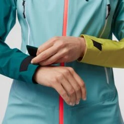 Ortovox WESTALPEN 3L LIGHT JACKET W Damen - Hardshelljacke 30 Ortovox WESTALPEN 3L LIGHT JACKET W Damen - Hardshelljacke -Campingbedarf Geschäft 5638014031 o westalpen 3l light jacket w ortovox 24